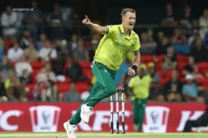 Chris Morris Bowling
